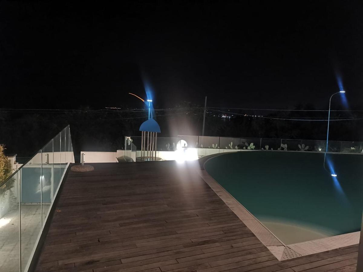 Santa Lucia Home Vasto Luaran gambar