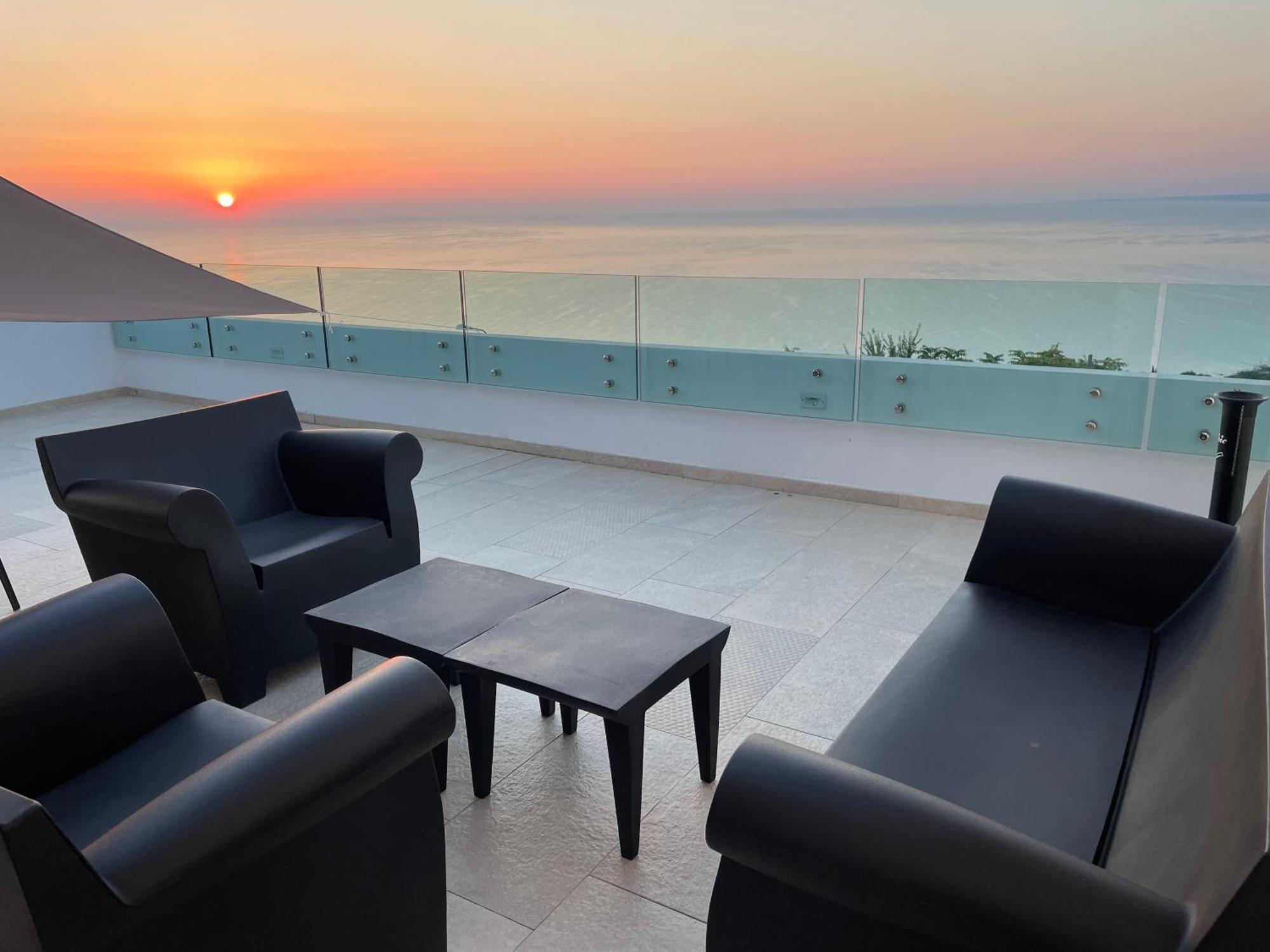 Santa Lucia Home Vasto Luaran gambar